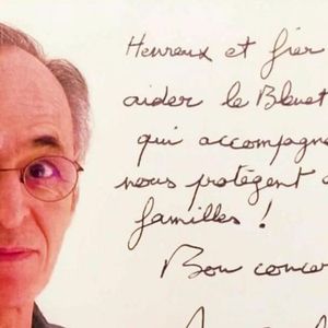 "Heureux et fier de pouvoir aider le Bleuet de France, qui accompagne ceux qui nous protègent et leurs familles !" a-t-il notamment écrit.

Lettre manuscrite de Jean Jacques Goldman pour le Bleuet de France publiée le vendredi 11 juillet 2025 ©X