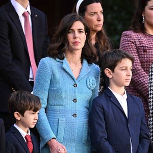 Le jeune garçon a fêté ses 11 ans et il a bien grandi !

Charlotte Casiraghi et ses fils Balthazar Rassam et Raphael Elmaleh dans la cour du Palais de Monaco lors des célébrations de la Fête Nationale à Monte-Carlo, Monaco le 19 novembre 2024. Photo by Stephane Cardinale/Pool/ABACAPRESS.COM