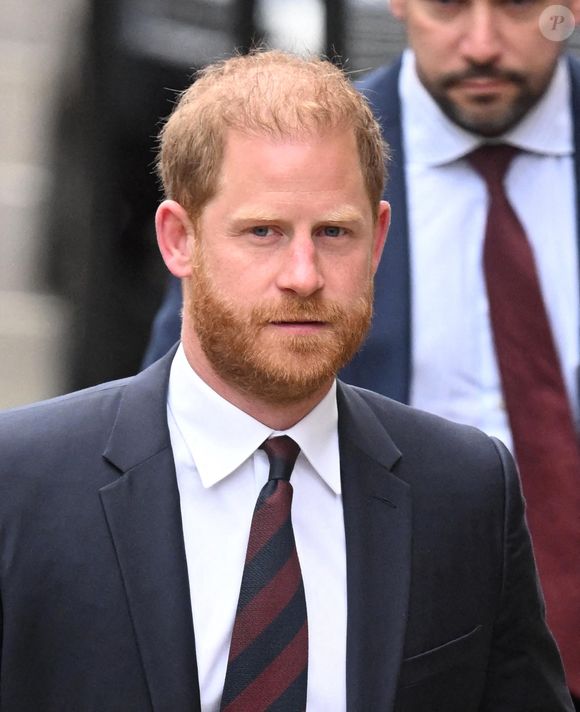 Le duc de Sussex arrive à la Cour royale de justice, au centre de Londres, au Royaume-Uni, pour faire appel d'une décision de la Haute Cour concernant sa plainte contre le ministère de l'Intérieur au sujet du niveau de sécurité dont il bénéficie lorsqu'il est au Royaume-Uni. © Hussein Zak/Splash News/ABACA