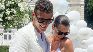Benjamin Pavard est papa ! Le footballeur et son épouse Kleofina présentent leur petite Lena Rose en images