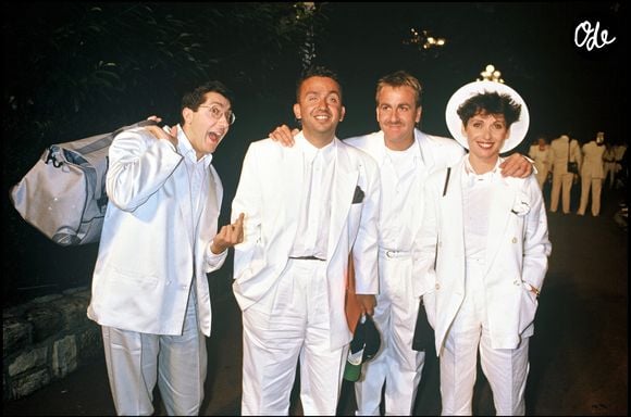 Il comprend toutefois l'attachement du public à la troupe.

"Les Nuls" : Alain Chabat, Dominique Farrugia, Bruno Carette et Chantal Lauby invités au mariage d'Eddie Barclay en 1988.
RINDOFF-PATERSON / BESTIMAGE