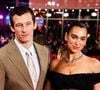 La superstar de la pop Dua Lipa a dit "oui" pour la deuxième fois à l'acteur britannique Callum Turner dans un domaine historique en Italie

Dua Lipa et sa fiancée  Callum Turner à la première du film "Rosebush Pruning" lors de la 76ème édition du festival international du film de Berlin (La Berlinale 2026)