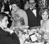 Alain Delon et Romy Schneider deviennent alors le couple le plus glamour du cinéma français et leur histoire passionne le public comme les médias. 

Alain Delon et Romy Schneider lors d'un bal de cinéma au Munichs German Theater le 25 janvier 1959 - Munich, Allemagne. © Keystone USA Collection / Bestimage