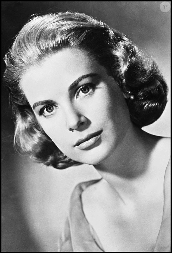 Elle est décédée en 1982. 

Pour rendre hommage à la princesse Grace et soutenir les activités de sa fondation aux États-Unis, une nouvelle marque "Grace de Monaco" proposera des produits de luxe dans le monde entier. ©AGENCE / BESTIMAGE
