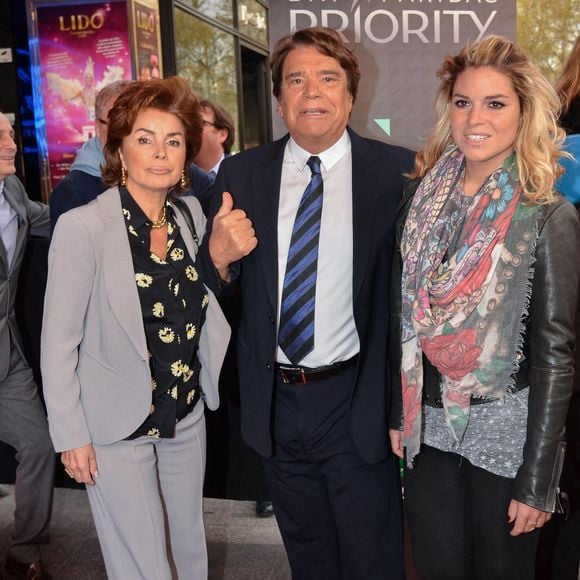 Bernard Tapie avec son épouse Dominique et sa fille Sophie - Avant-première
de 'Salaud on t'aime' à l'UGC Normandie à Paris le 31 mars 2014. Photo by Alamy/ABACAPRESS.COM