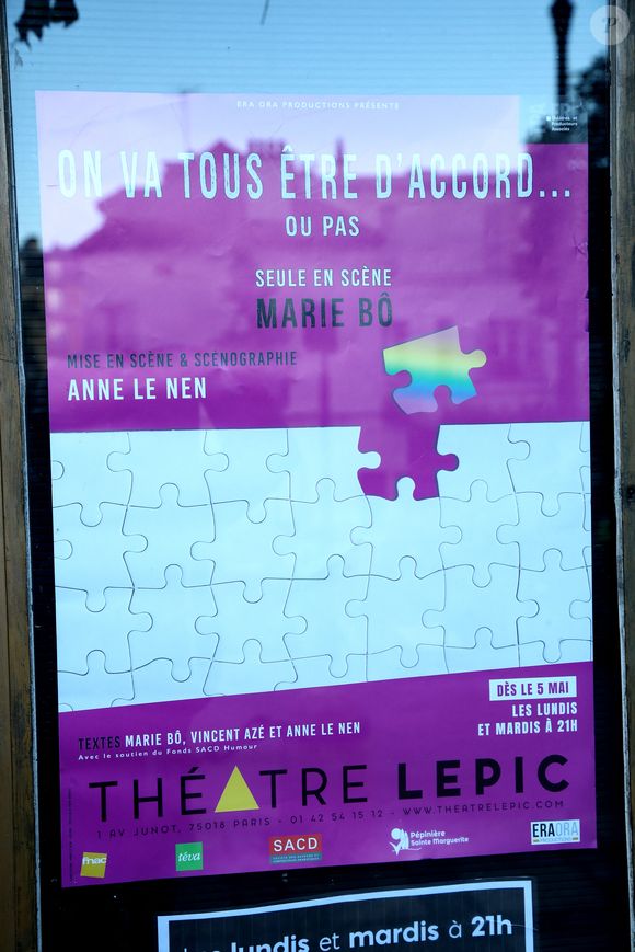 Exclusif - L’affiche - Générale de la Pièce "On va tous être d'accord… ou pas " au théâtre Lepic à Paris le 6 Mai 2025. © Bertrand Rindoff/Bestimage