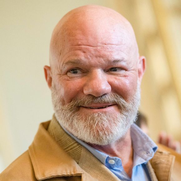 Exclusif - Le chef Philippe Etchebest participe au petit-Déjeu des les partenaires de la 3ème édition du Festival Bon (du 13 au 19 octobre) à la mairie de Bordeaux, France, le 18 septembre 2025.  © Jean-Bernard Nadeau/Bestimage