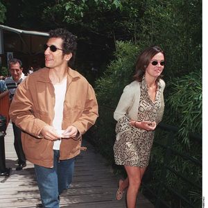 Sur Instagram, mère et fille ont partagé plusieurs images de leurs vacances paradisiaques à Bali. 

Archives : Marine Vignes et Nagui 1997 Roland Garros