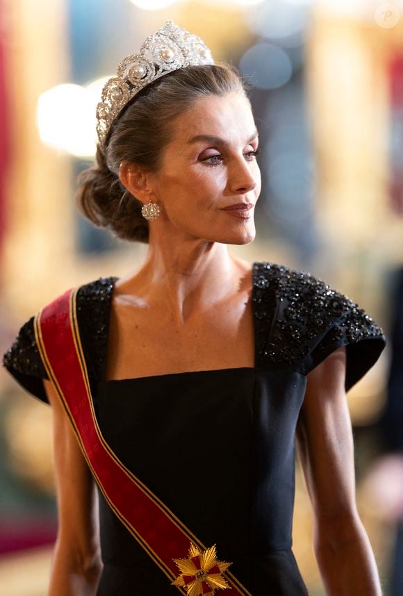 Le roi Felipe VI et la reine Letizia d'Espagne, accueillent Frank-Walter Steinmeier (Président fédéral de l'Allemagne) et sa femme Elke Budenbender pour un dîner de gala en leur honneur au palais royal à Madrid. Photo par LALO YASKY / BESTIMAGE