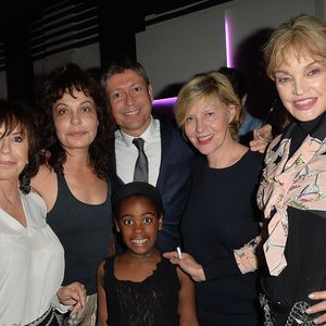 Exclusif - Danièle Evenou, Isabelle Mergault et sa fille Maya, Jacques Sanchez, Chantal Ladesou et Arielle Dombasle - Anniversaire de Jacques Sanchez au restaurant Nolita à Paris le 29 mai 2016. © Veeren/Bestimage