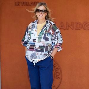 Karin Viard au village lors des Internationaux de France de tennis de Roland Garros 2024, à Paris, France, le 26 mai 2024.

© Jacovides-Moreau/Bestimage
