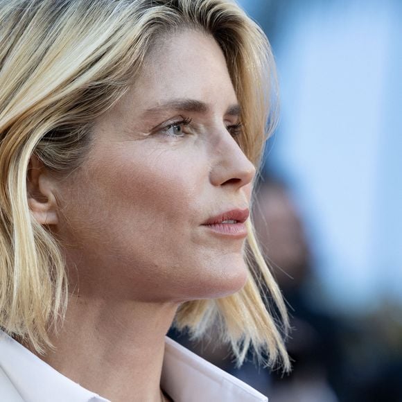 Alice Taglioni s'est confiée avec sincérité sur son enfance et sa vie de mère.

Alice Taglioni - Montée des marches du film « Histoires de la nuit » lors du 79ème Festival International du Film de Cannes. © Olivier Borde / Bestimage