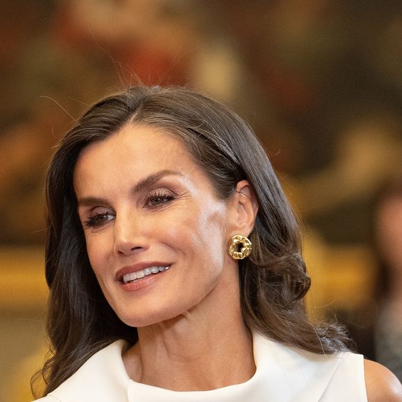 La reine Letizia d’Espagne reçoit l'équipe nationale féminine de football avant l'EURO féminin de l'UEFA 2025 au palais de la Zarzuela à Madrid. LALO YASKY / BESTIMAGE