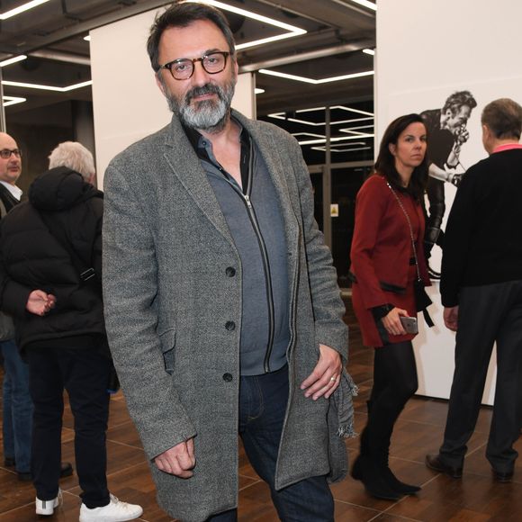 Frédéric Lopez - Vernissage de l'exposition "Quand le masque tombe" de Stéphane de Bourgies sur le toit de la Grande Arche à Paris, le 12 mars 2019. 
© Coadic Guirec/Bestimage