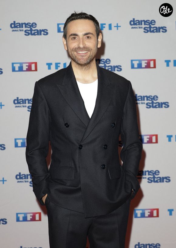Camille Combal - Photocall de lancement de la saison 2026 de "Danse avec les stars" (DALS) au siège de TF1 à Boulogne-Billancourt le 18 décembre 2025. © Coadic Guirec/Bestimage