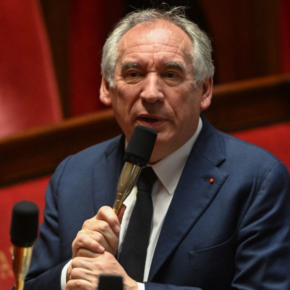 Info du 23/04/2025 - La fille du premier ministre, Hélène Perlant révèle dans Paris Match qu'elle a subi des sévices à Bétharram mais qu'elle n'en a jamais parlé - Francois Bayrou questions au Premier ministre à l'Assemblée nationale. 
© PsnewZ / Bestimage