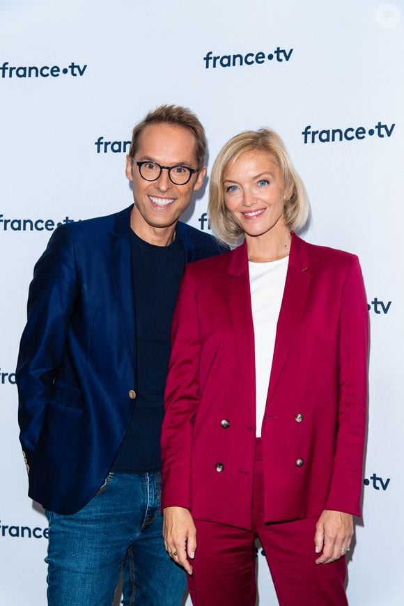 Damien Thévenot, Maya Lauqué lors du photocall dans le cadre de la conférence de presse de France Télévisions au Pavillon Gabriel à Paris, France, le 24 août 2021. © Pierre Perusseau/Bestimage