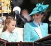 Trooping the Colour est bien l'évènement britannique à ne pas manquer. 

La princesse Charlotte de Galles, Catherine (Kate) Middleton, princesse de Galles - Les membres de la famille royale britannique arrivent à Buckingham Palace pour la cérémonie Trooping the Colour à Londres
© James Whatling / Bestimage