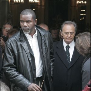 Jacques Martial et Roger Hanin lors des funérailles de Daniel Rialet en l'église Notre Dame de Passy à Paris. 18 avril 2006. © AGENCE / BESTIMAGE
