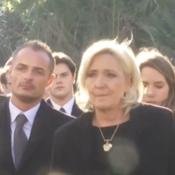 L'arrivée de Marine Le Pen et de ses enfants pour les obsèques de Jean-Marie Le Pen