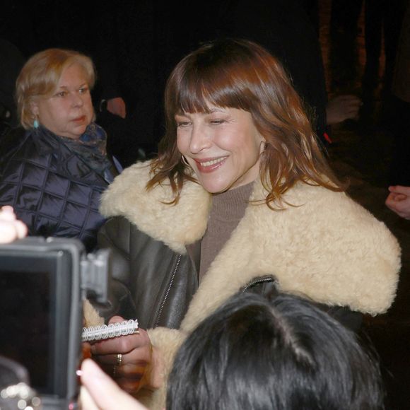 Sophie Marceau - Les célébrités au défilé Jacquemus "Collection Homme Prêt-à-Porter Automne/Hiver 2026-2027" lors de la Fashion Week de Paris, le 25 janvier 2026

© Christophe Aubert / Bestimage