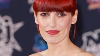 Jennifer Ayache a été en couple avec un membre des Superbus, une relation qui a duré sept ans