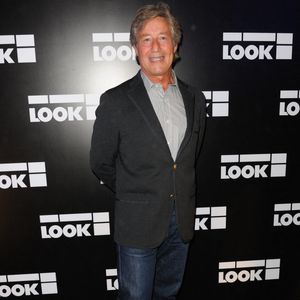 Le présentateur star des années 80 et 90, aujourd'hui âgé de 74 ans, sera à l'affiche courant 2026 du téléfilm "Meurtres à Épinal"...

Patrick Sabatier à la soirée d'ouverture de la boutique 'Look' à Paris, France, le 17 octobre 2011. Photo Alban Wyters/Abaca