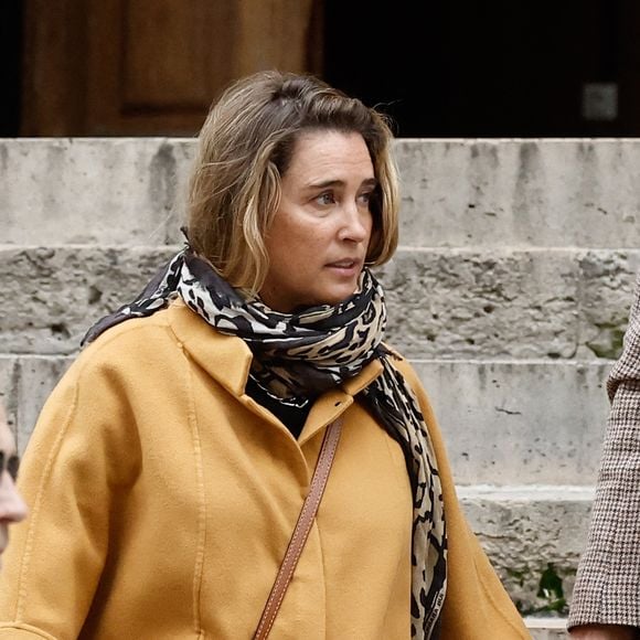 Vahina Giocante avait fait le déplacement ce mercredi 13 novembre.

Vahina Giocante - Personnalités à la cérémonie en hommage à Tchéky Karyo en l'église Saint Roch à Paris le 13 novembre 2025.