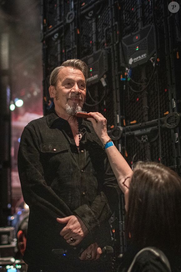 Exclusif - Florent Pagny en backstage de l'enregistrement de l'émission "Serge Lama, le dernier rappel" présentée par F. Bollaert, diffusée le vendredi 21 novembre 2025 sur France 3 à 21h10, au théâtre Marigny à Paris, France, le 29 avril 2025. © Clovis-Moreau/Bestimage