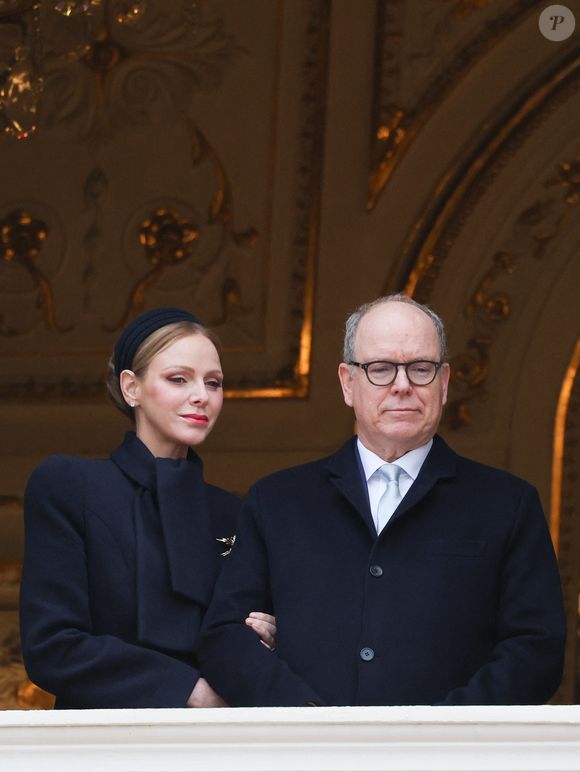 Le prince Albert II de Monaco et la princesse Charlène assistent à la procession dans le cadre des célébrations de la Sainte-Dévote à Monaco, le 27 janvier 2026. 

Photo :  Claudia Albuquerque/Bestimage