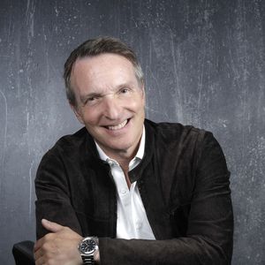 Exclusif - Portrait de Stéphane Rotenberg à Paris, le 15 mai 2025.
© Cédric Perrin/Bestimage
