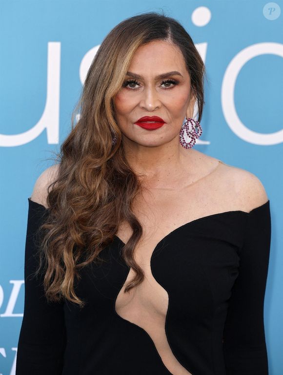 Info - Tina Knowles, la mère de Beyoncé, révèle être atteinte d’un cancer du sein, décelé en juillet 2024 - Inglewood, CA  - Stars attend l’événement Billboard Women in Music 2025, qui se tient au YouTube Theater à Inglewood, Californie, célébrant les voix féminines les plus influentes de l’industrie.

Backgrid USA / Bestimage