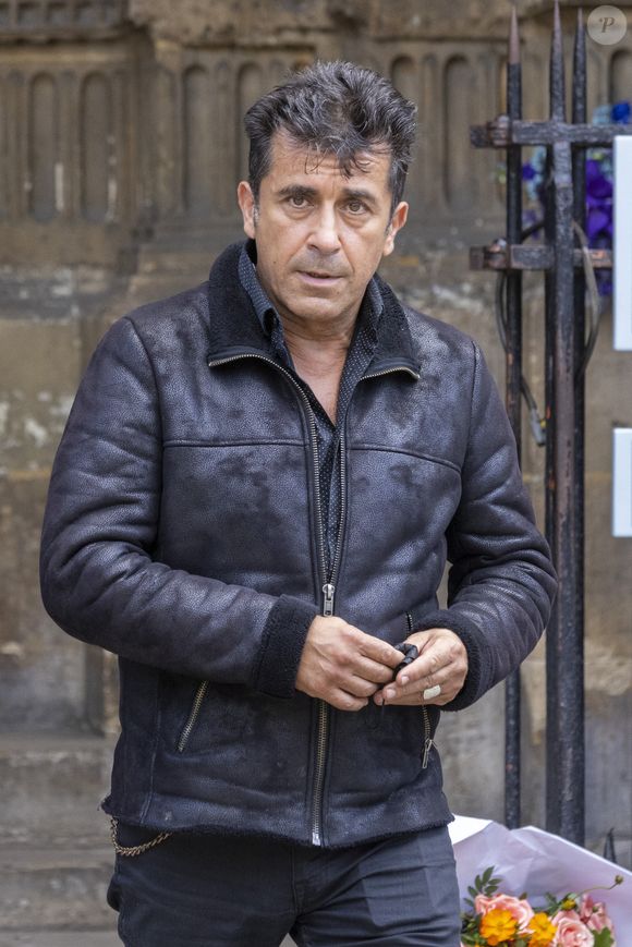 "Il allait tellement mal. A un moment, il s'est retourné vers moi et il n'en pouvait plus", se souvient-il.

Bébert, Les Forbans (Albert Kassabi) - Sorties - Obsèques de Jean-Paul Belmondo en l'église Saint-Germain-des-Prés, à Paris le 10 septembre 2021.
© Cyril Moreau / Bestimage