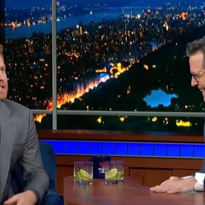 Le prince Harry donne une interview sur le plateau de Stephen Colbert à propos de la vie après la mort. Photo par JLPPA / Bestimage
