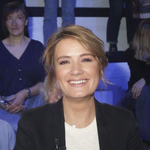 Exclusif - Pascale de La Tour du Pin - Plateau de Noël de l’émission TPMP (Touche Pas à Mon Poste), présentée en direct par C.Hanouna et diffusée sur C8 à Paris le 28 novembre 2023. © Jack Tribeca / Bestimage