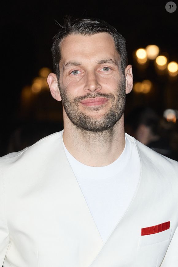 Simon Porte Jacquemus au Grand Dîner du Louvre à Paris en marge de la fashion week prêt à porter automne/hiver 2025-2026 le 4 mars 2025

Cyril Moreau / Bestimage