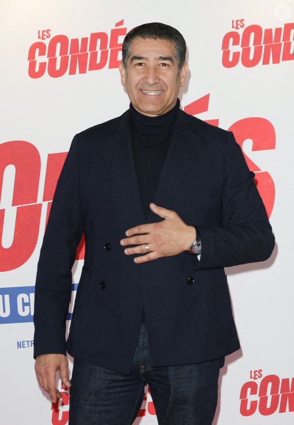 Pour la suite, Karim Zeribi semble laisse la porte ouverte pour un retour à l'antenne, mais ailleurs.

Karim Zéribi - Avant-première du film "Les Condés" au cinéma UGC Bercy à Paris
