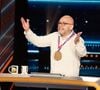 Il observe un jeûne intermittent et ne mange qu'à partir de 15 ou 16 heures l'après-midi.

Exclusif - Cyril Feraud et Yoann Riou échangent leurs places le temps d'une question - Enregistrement de l'émission "100% logique" présentée par C. Feraud et qui sera diffusée le 25 octobre 2025 sur France 2 au studio du Lendit à Saint-Denis, France, le 14 mars 2025. © Christophe Clovis/Bestimage