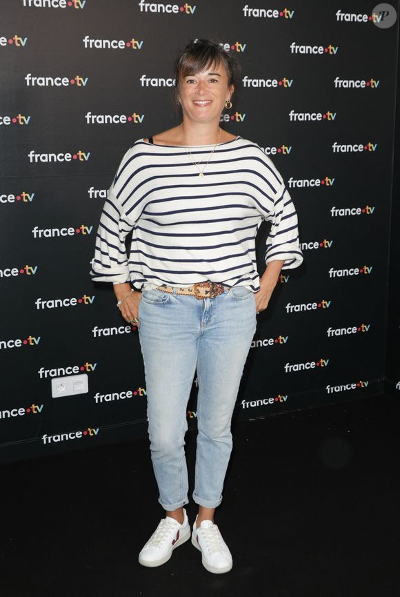 Un endroit qui n'inspire pas du tout Béatrice de la Boulaye. 

Béatrice de La Boulaye au photocall de la conférence de presse de rentrée de France Télévisions à Paris, France, le 4 septembre 2024. © Coadic Guirec/Bestimage