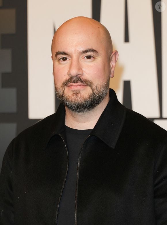 Son épouse évolue également dans le milieu artistique en tant que comédienne, metteuse en scène et professeure au Cours Simon.

Kyan Khojandi - Avant-première du film "Marty Supreme" au Grand Rex à Paris le 3 février 2026. © Coadic Guirec/Bestimage