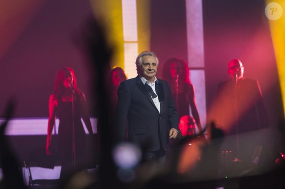 Ultime concert de Michel Sardou pour la dernière date de son spectacle "La dernière danse" à la Seine Musicale à Boulogne-Billancourt le 12 avril 2018. Le chanteur a rassemblé plus de 400 000 spectateurs pour une tournée de 82 concerts.  © Pierre Perusseau/Bestimage