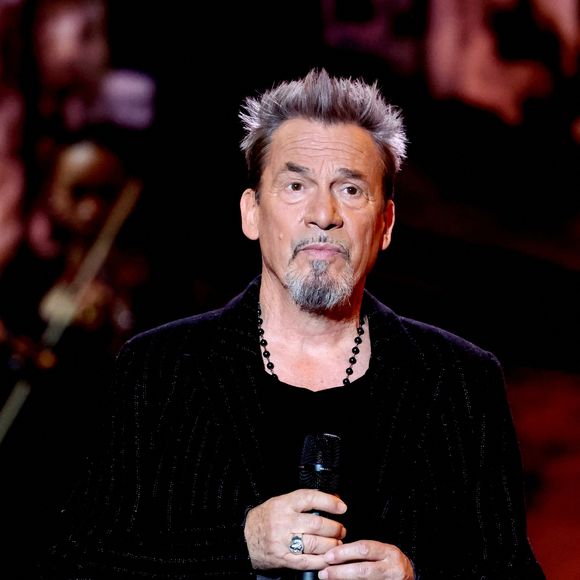 Exclusif - Florent Pagny lors surprises lors de l'enregistrement de l'émission "La chanson secrète N°14", présentée par N.Aliagas et diffusée le 26 décembre sur TF1, consacrée à Lara Fabian à Paris le 10 Décembre 2025