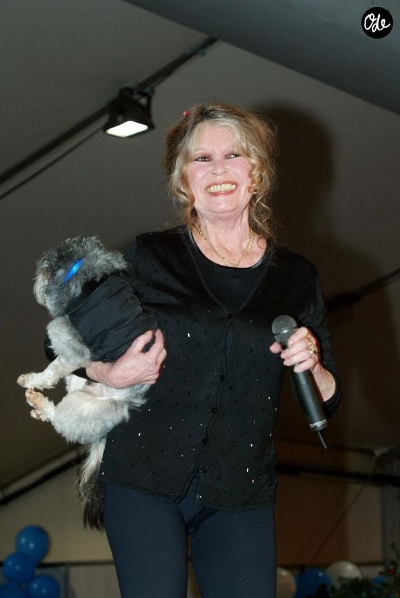 Une interdiction symbolique autour de la dernière demeure de B.B., qui avait consacré plusieurs décennies de sa vie à la défense de la cause animale.

Archives - Brigitte Bardot.

© Backgrid UK/ Bestimage