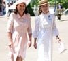 Plusieurs personnalités étaient présentes lors de cet événement hippique prestigieux.

Carole Middleton et Alizée Thevenet assistent au deuxième jour du Royal Ascot, à l’hippodrome d’Ascot, à Ascot, dans le Berkshire (Royaume-Uni).
Photo de James Whatling