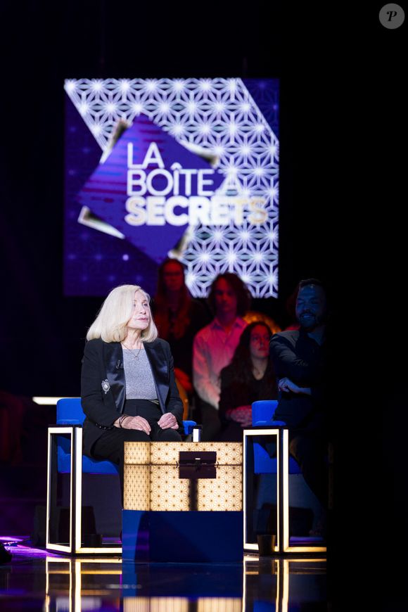 Exclusif - Michele Torr lors de l'enregistrement de l'émission "La Boîte à secrets", présentée par F.Bollaert et diffusée le 3 octobre 2025 sur France 3, dans les studios du Lendit à Saint-Denis, Seine Saint-Denis, France, le 9 septembre 2025. © Pierre Perusseau/Bestimage