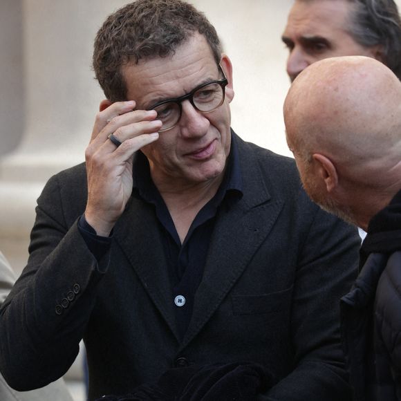 Dany Boon en partance pour la cérémonie d'enterrement de l'acteur français Michel Blanc à l'église Saint Eustache à Paris, France, le 10 octobre 2024 Photo par Nasser Berzane/ABACAPRESS.COM