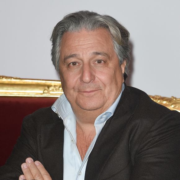 Christian Clavier reçoit le grade d'officier de la Légion d'honneur des mains d'Emmanuel Macron - Christian Clavier - Avant-première du film "Qu'est-ce qu'on a encore fait au Bon Dieu ?" au cinéma Le Grand Rex à Paris, le 14 janvier 2019. © Coadic Guirec/Bestimage