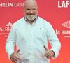 Dans une vidéo publiée sur Instagram, le cuisinier annonce un concert gratuit le 30 août à partir de 17h30 sur le front de mer de Lacanau. 

Le chef Philippe Etchebest - Cérémonie des remises des Etoiles Michelin 2026 au Grimaldi Forum à Monaco le 16 mars 2026. © Bruno Bebert/Bestimage