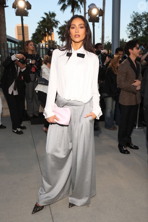 Shay Mitchell au défilé Dior 2027 au musée d'art du comté de Los Angeles le 13 mai 2026 à Los Angeles, Californie.

©Bestimage