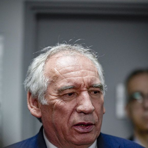 Le 22 avril, Hélène Perlant, la fille du Premier ministre a fait des confessions sur l’agression qu’elle a subi à Bétharram par le passé

François Bayrou - Le Premier ministre F.Bayrou, G.Darmanin, Garde des Sceaux, et B.Retailleau, ministre de l'Intérieur, apportent leur soutien au personnel du centre pénitentiaire de Saint-Quentin-Fallavier (Isère), le 23 avril 2025. Depuis mi-avril, le groupe DPPF (défense des droits des prisonniers français) perpétue des attaques visant les agents pénitentiaires. 
© Sandrine Thesillat / PsnewZ / Bestimage